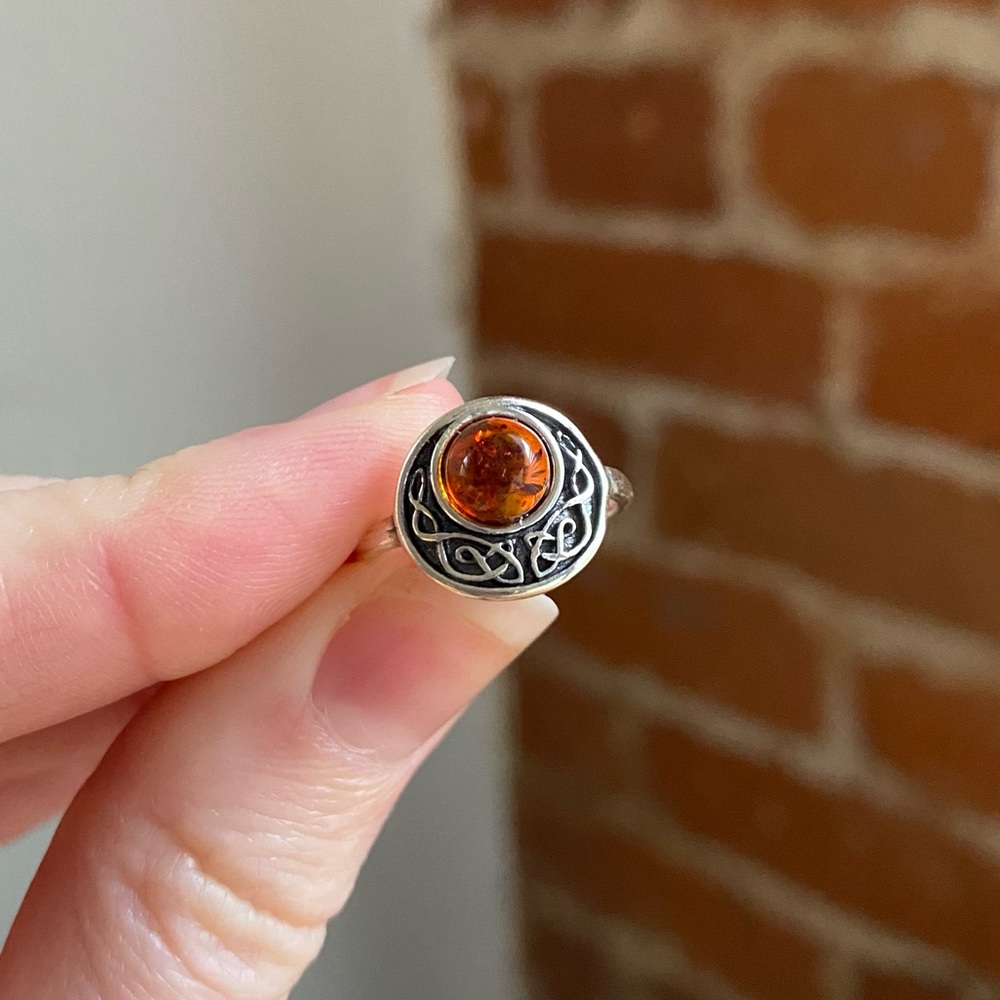 Amber Sterling Silver Celtic Knot Ring